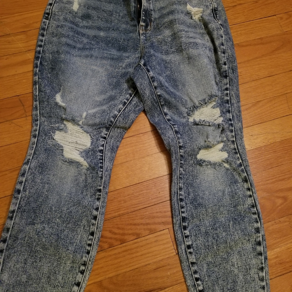 14W New Judy Blue Light Acid Wash distressed skinny jeans